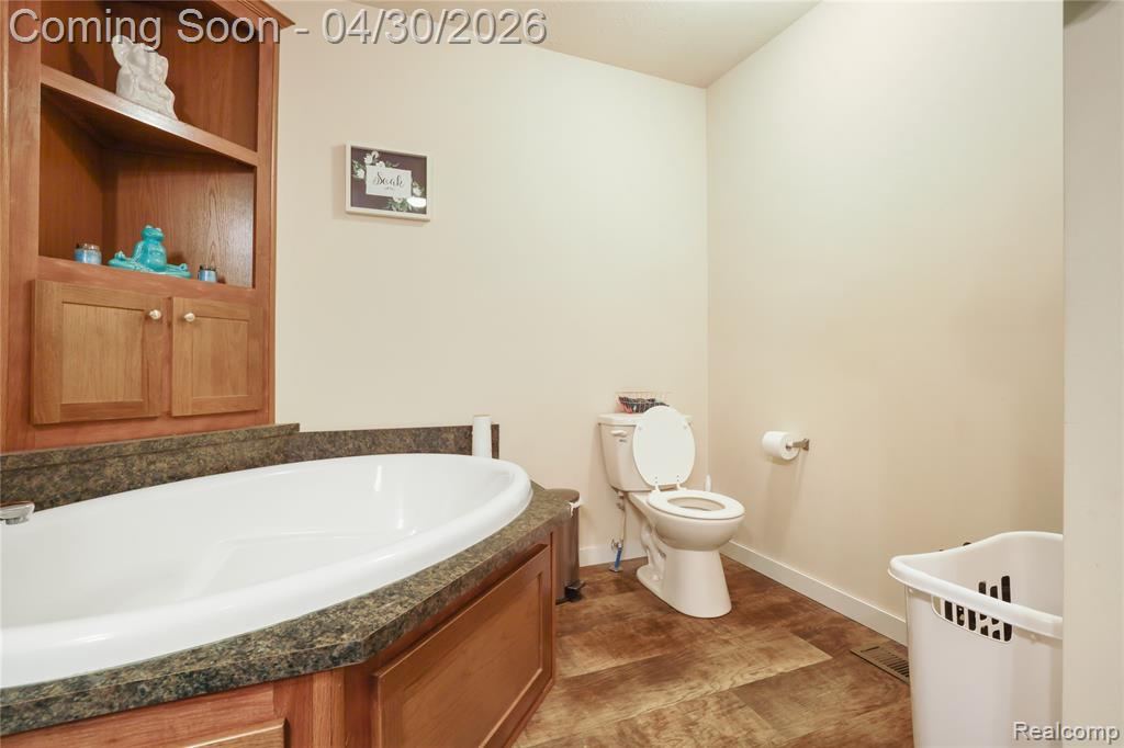 6267 Imperial Dr., Fenton, MI 48430 — Photo 34