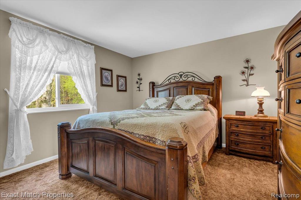7180 HOWELL Avenue, Waterford, MI 48327 — Photo 28