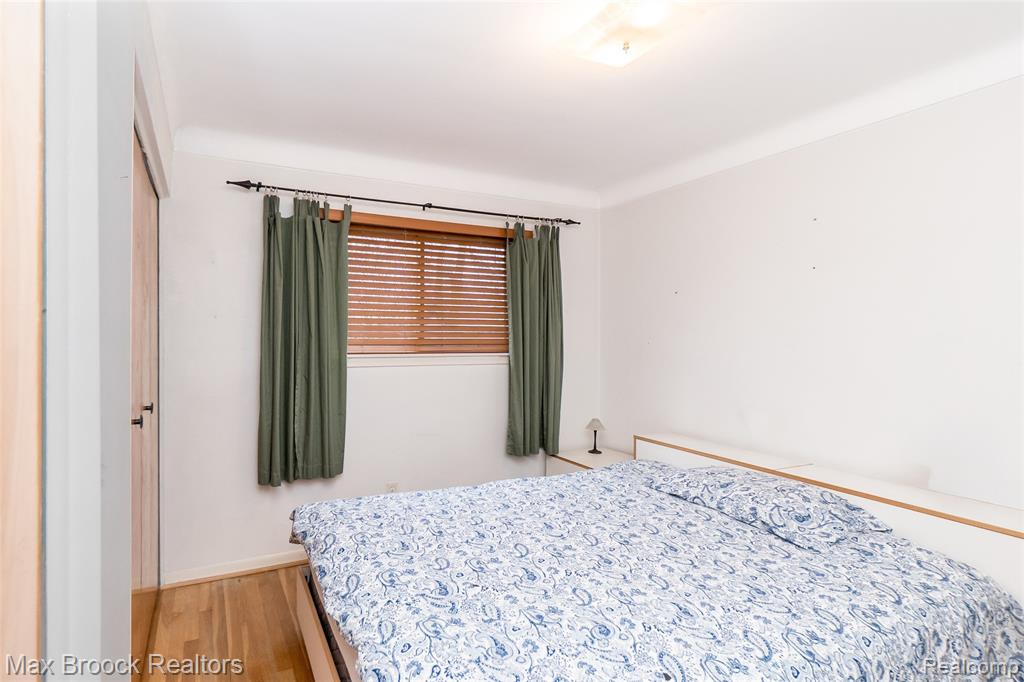 1703 Browning Avenue, Madison Heights, MI 48071 — Photo 18
