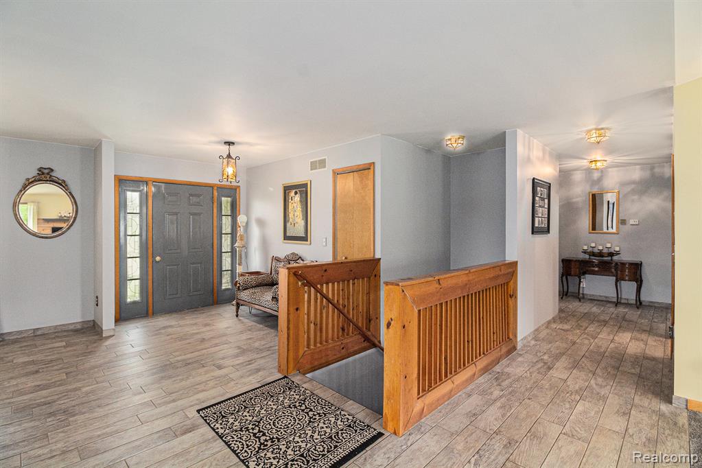 7031 Munsell Road, Howell, MI 48843 — Photo 4