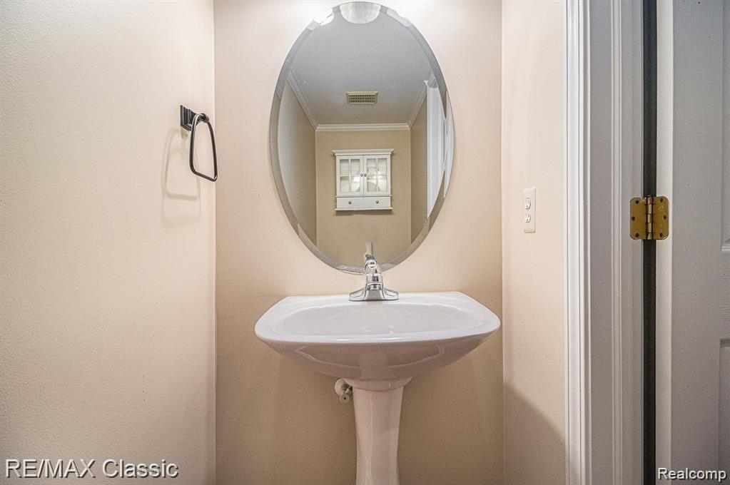 428 Boardwalk Drive, Walled Lake, MI 48390 — Photo 14