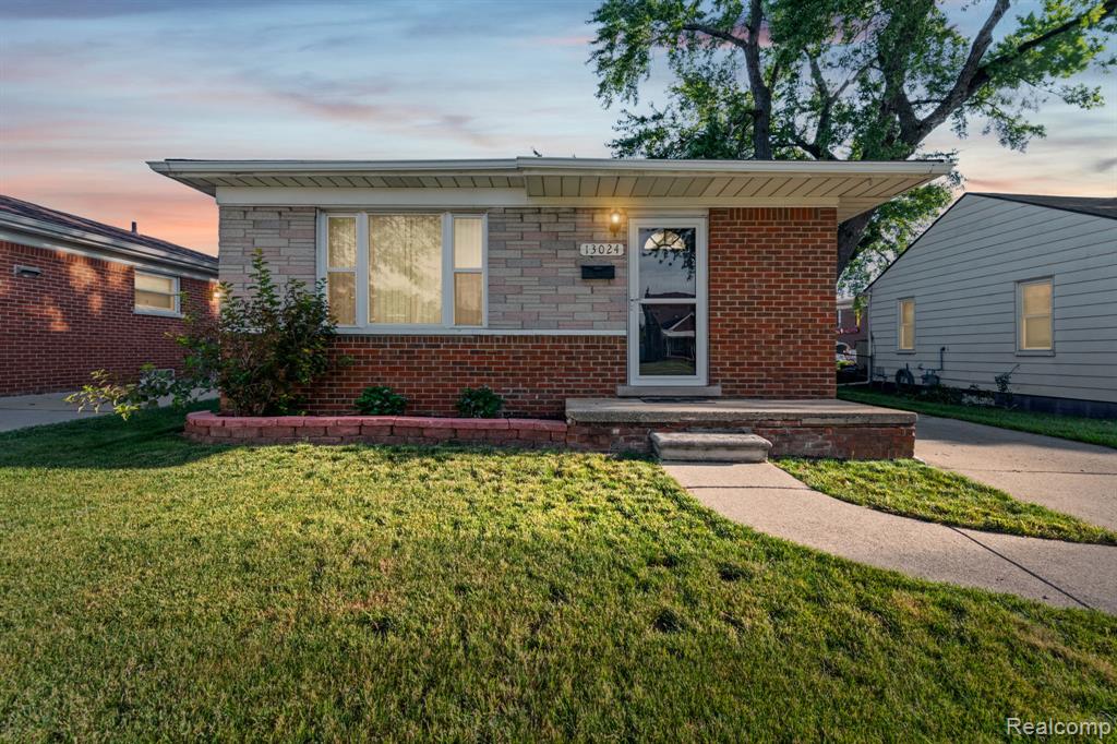 13024 Orange Street, Southgate, MI 48195