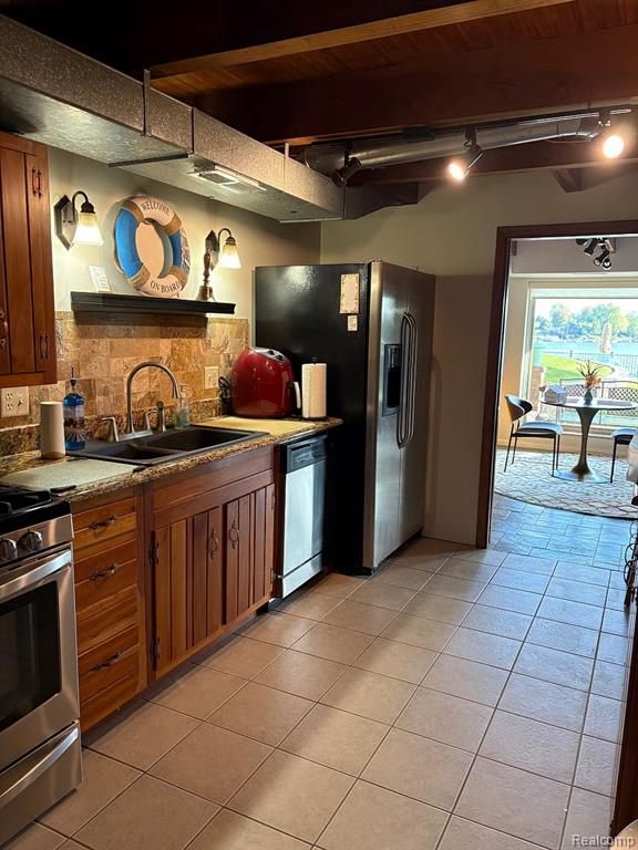 44655 Harmony Lane, Van Buren, MI 48111 — Photo 17