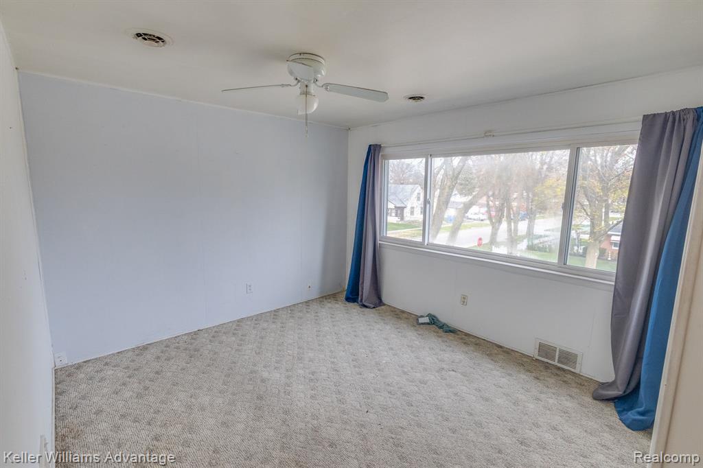 4104 Mayfair Street, Dearborn Heights, MI 48125 — Photo 25