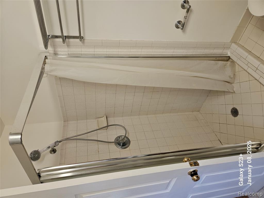 231 Kathy Circle, Linden, MI 48451 — Photo 15