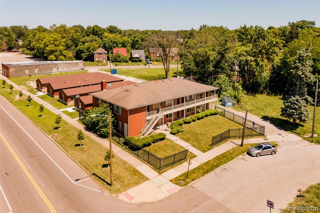9700 Chalmers Street, Detroit, MI 48213 — Photo 2