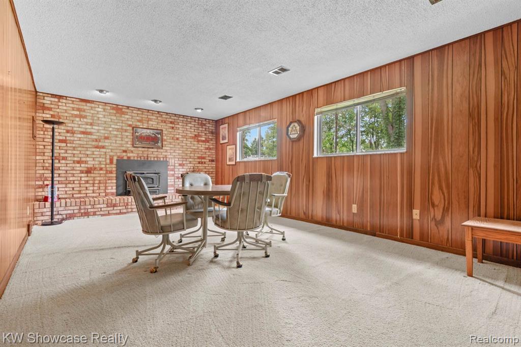 7675 VISGER Avenue, Waterford, MI 48329 — Photo 20