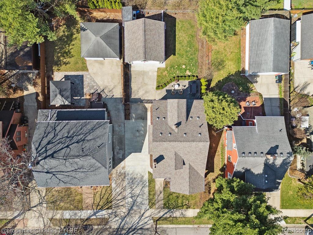 712 S LAUREL Street, Royal Oak, MI 48067 — Photo 48
