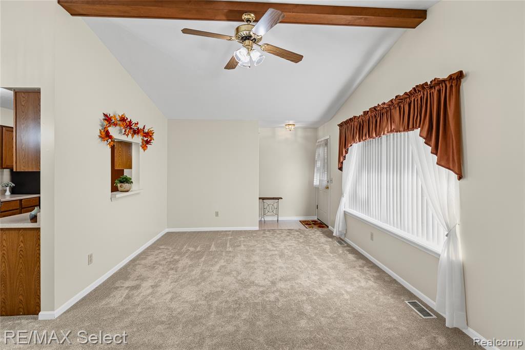 5059 Sandalwood Drive, Grand Blanc, MI 48439 — Photo 6
