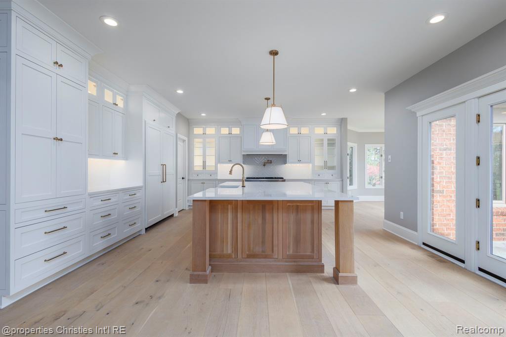 5023 Rockaway Lane, Clarkston, MI 48348 — Photo 2