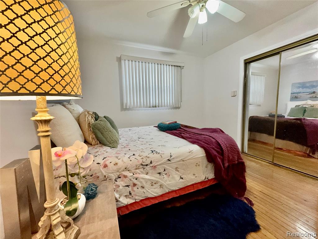 9534 Heyden, Detroit, MI 48228 — Photo 18