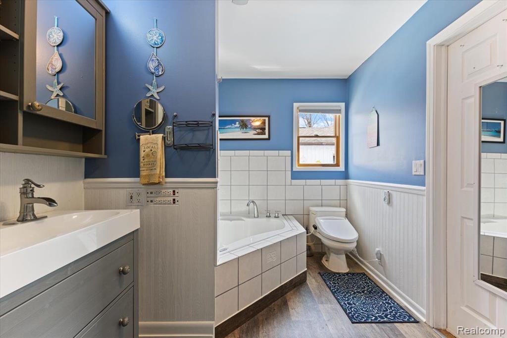 572 CASEMER Road, Lake Orion, MI — Photo 45
