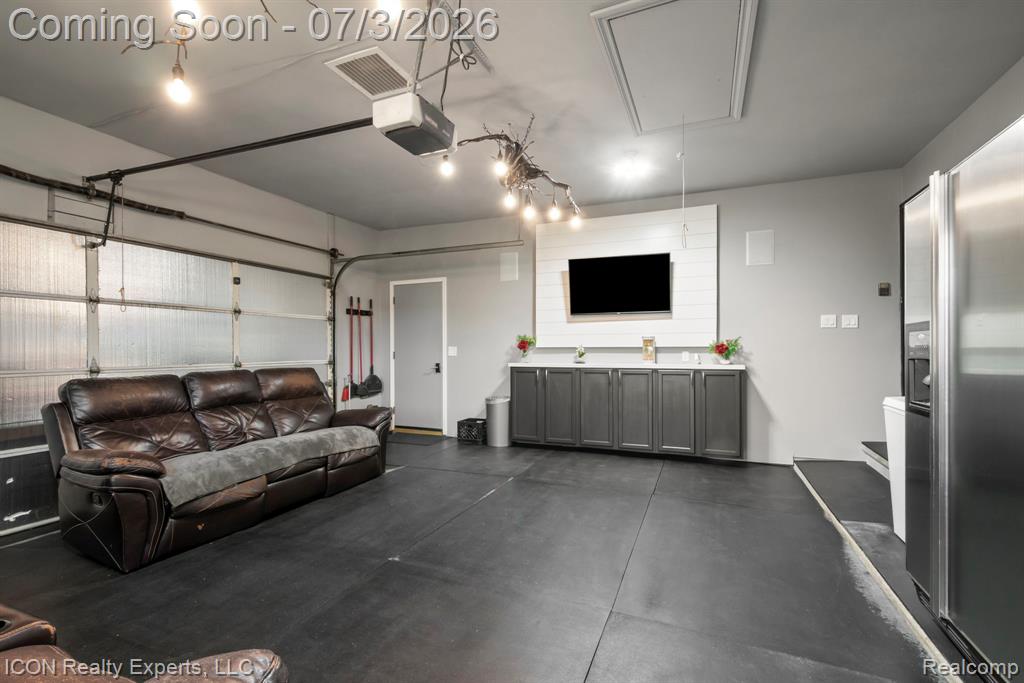 11016 Pembrooke Circle, South Lyon, MI 48178 — Photo 36