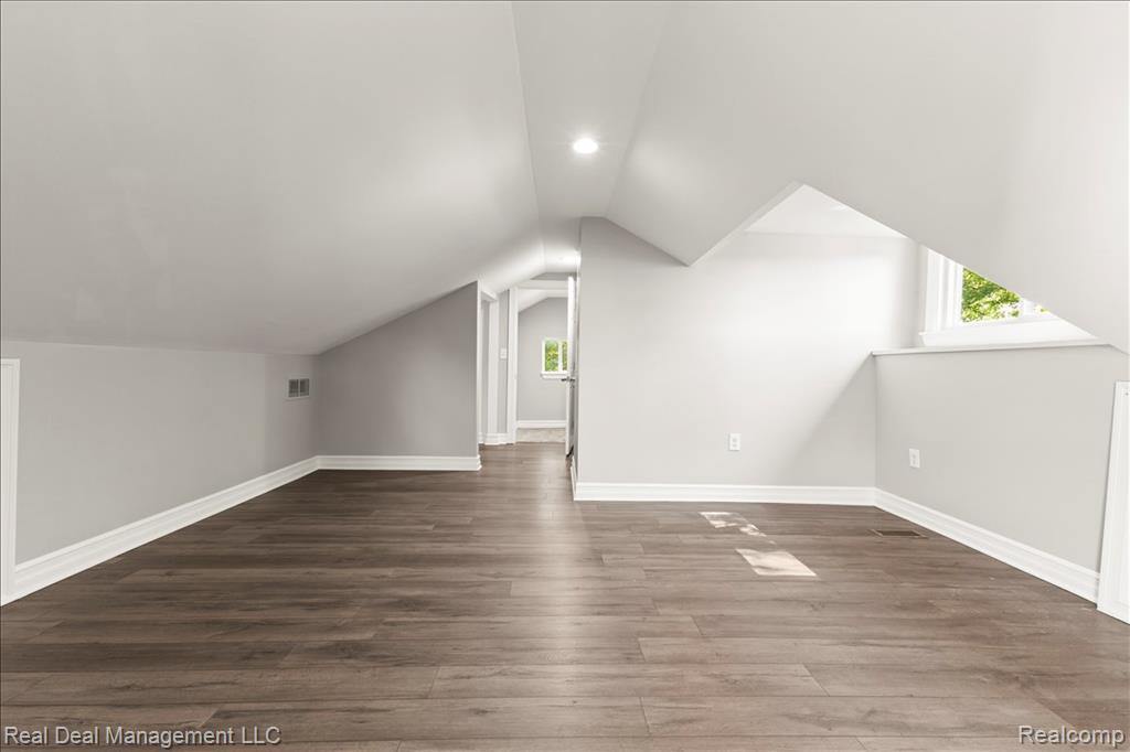 4414 Monroe Avenue, Waterford, MI 48329 — Photo 35