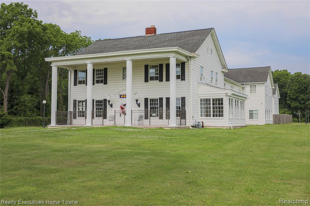 9334 River Road, Algonac, MI, 48001