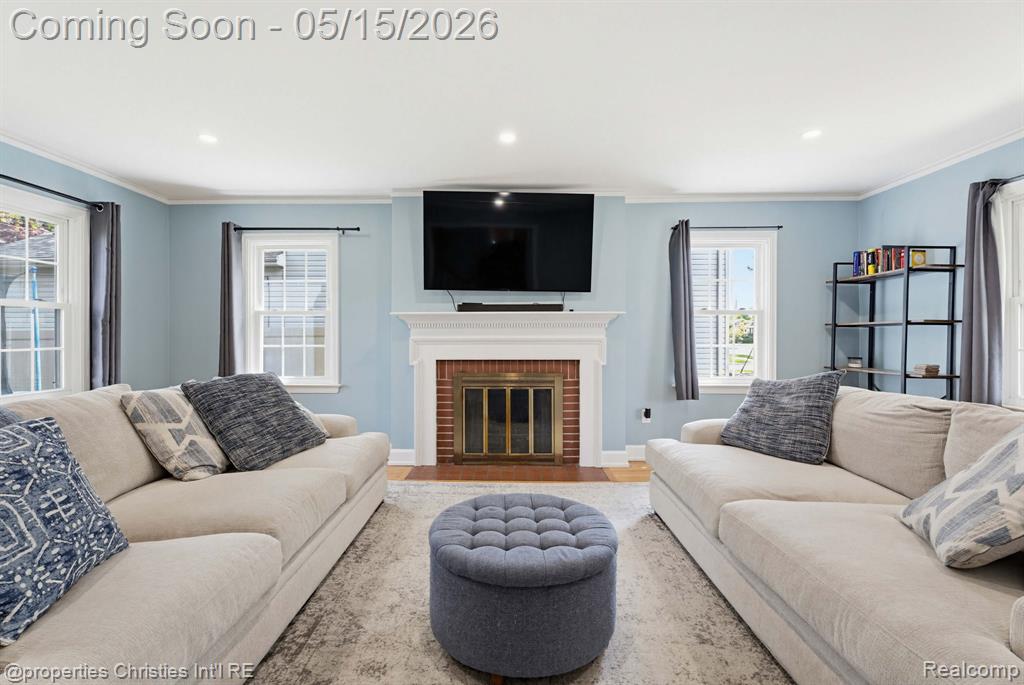 919 E Lincoln Avenue, Royal Oak, MI 48067 — Photo 9