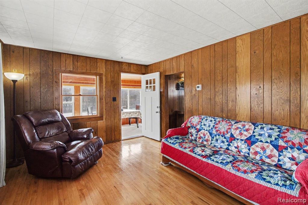 660 W Walton Boulevard, Pontiac, MI 48340 — Photo 11