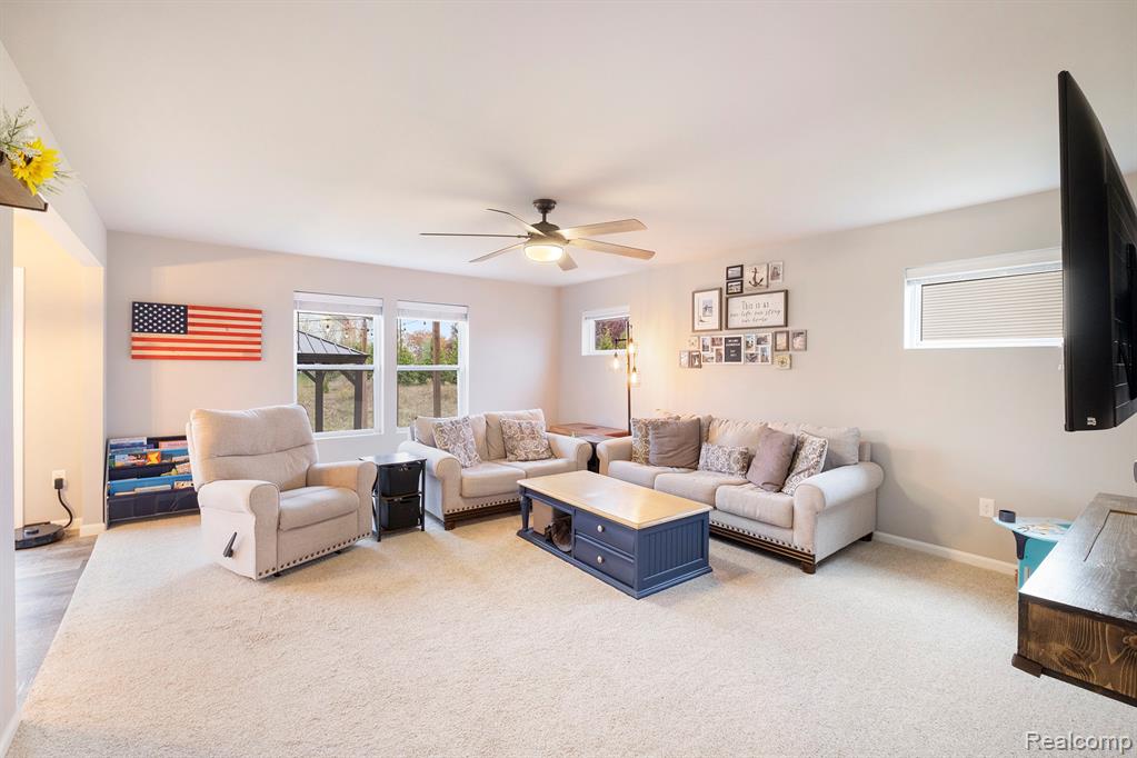 7044 Wildflower Court, Grand Blanc, MI 48439 — Photo 2