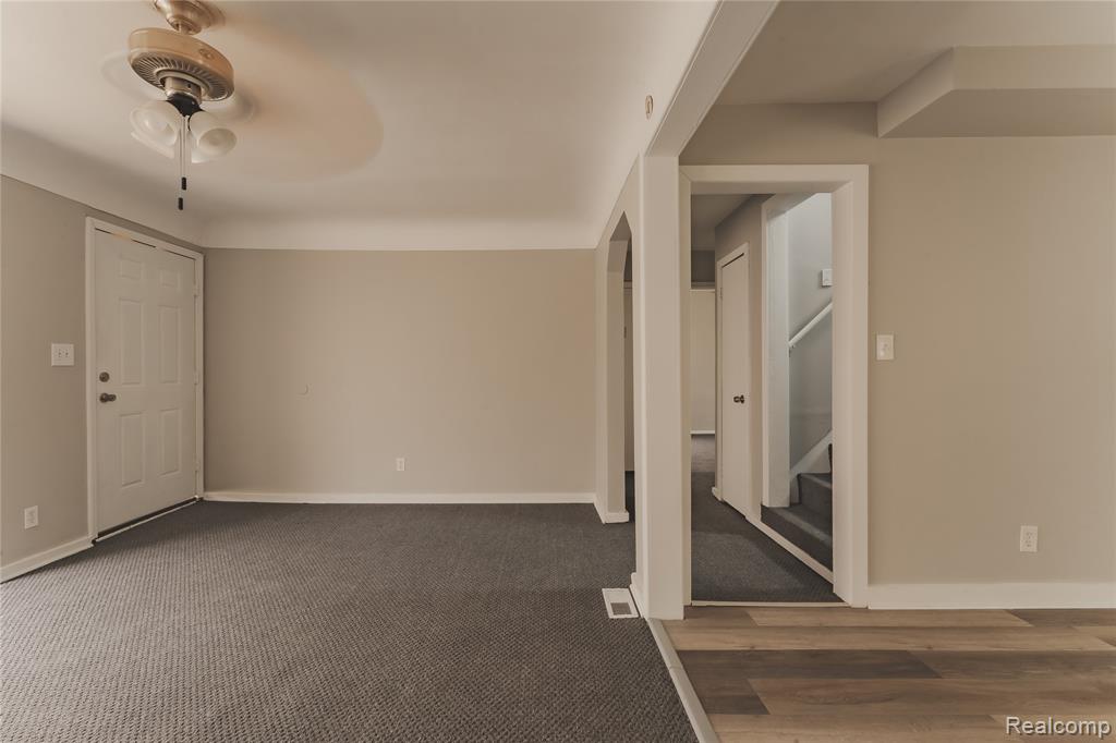 15765 Nicolai Avenue, Eastpointe, MI 48021 — Photo 6