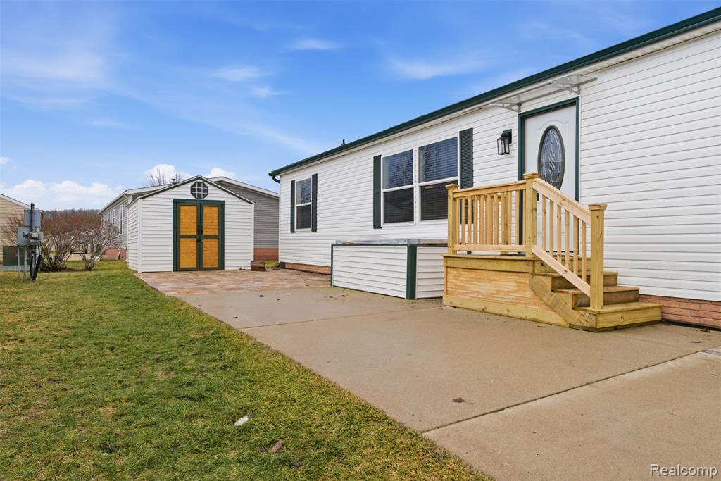 11798 Willoway Court, South Lyon, MI 48178 — front exterior