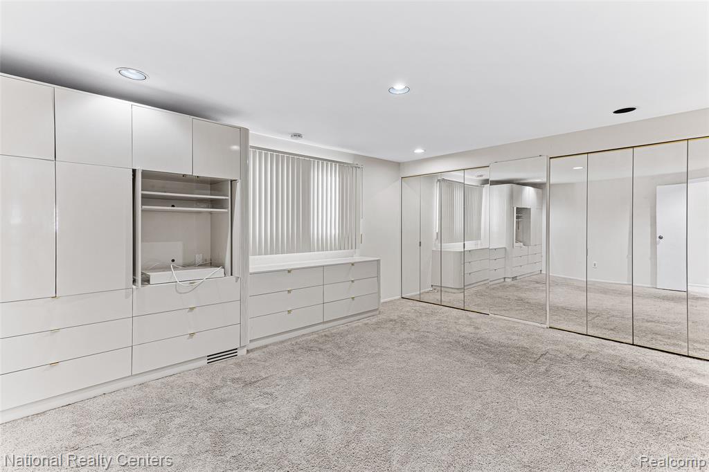 4817 Faircourt Drive, West Bloomfield, MI — Photo 34