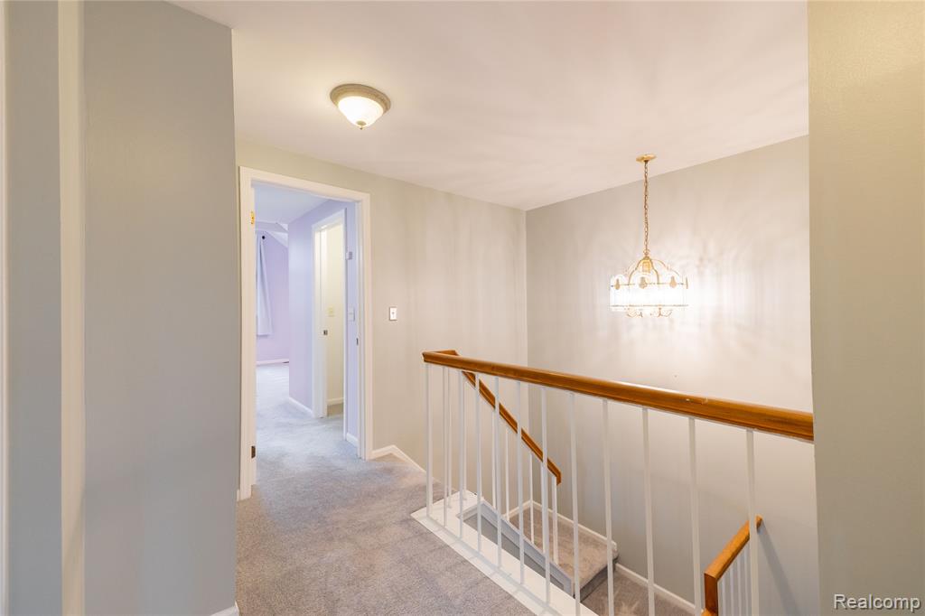 18689 Hilltop Boulevard, Riverview, MI 48193 — Photo 19