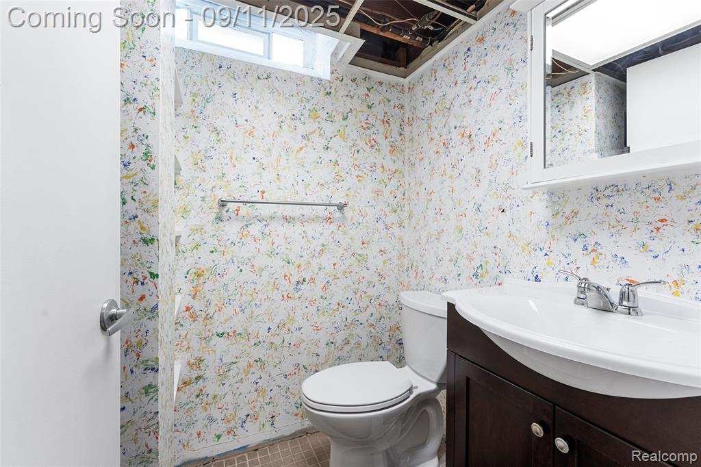 22019 Hanover Court, Woodhaven, MI 48183 — Photo 20
