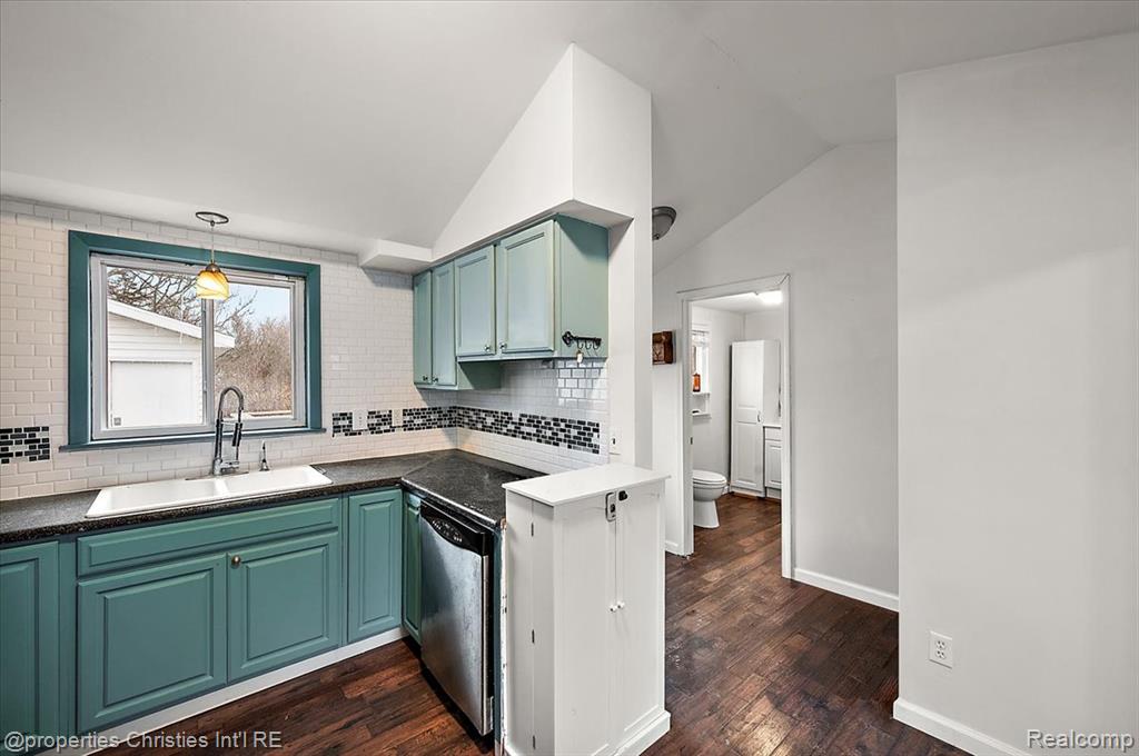 7387 Lawrence Street, Grand Blanc, MI 48439 — Photo 15
