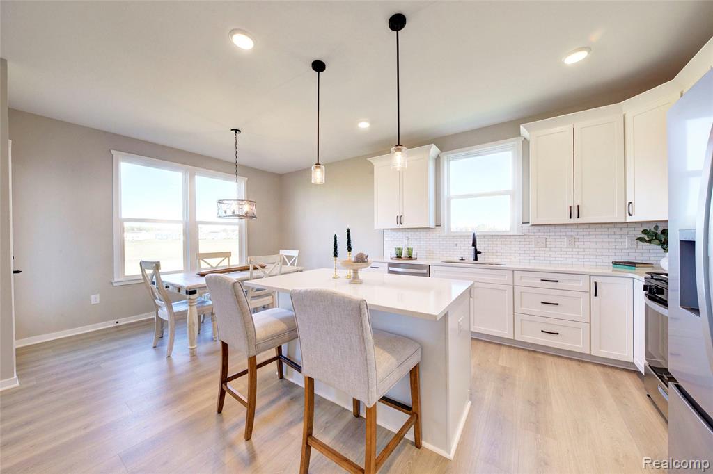 688 Round Rock Drive, Howell, MI 48843 — Photo 27