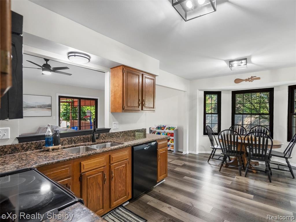 52873 D W Seaton Drive, New Baltimore, MI 48047 — Photo 12