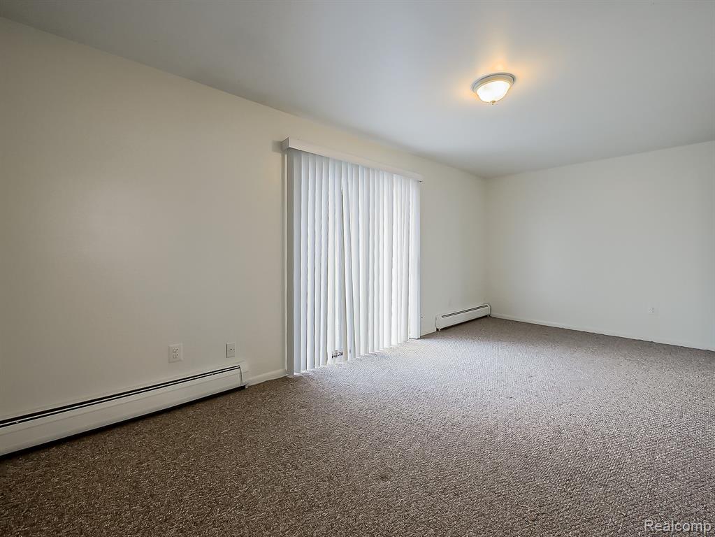151 Huronview Court, White Lake, MI — Photo 3