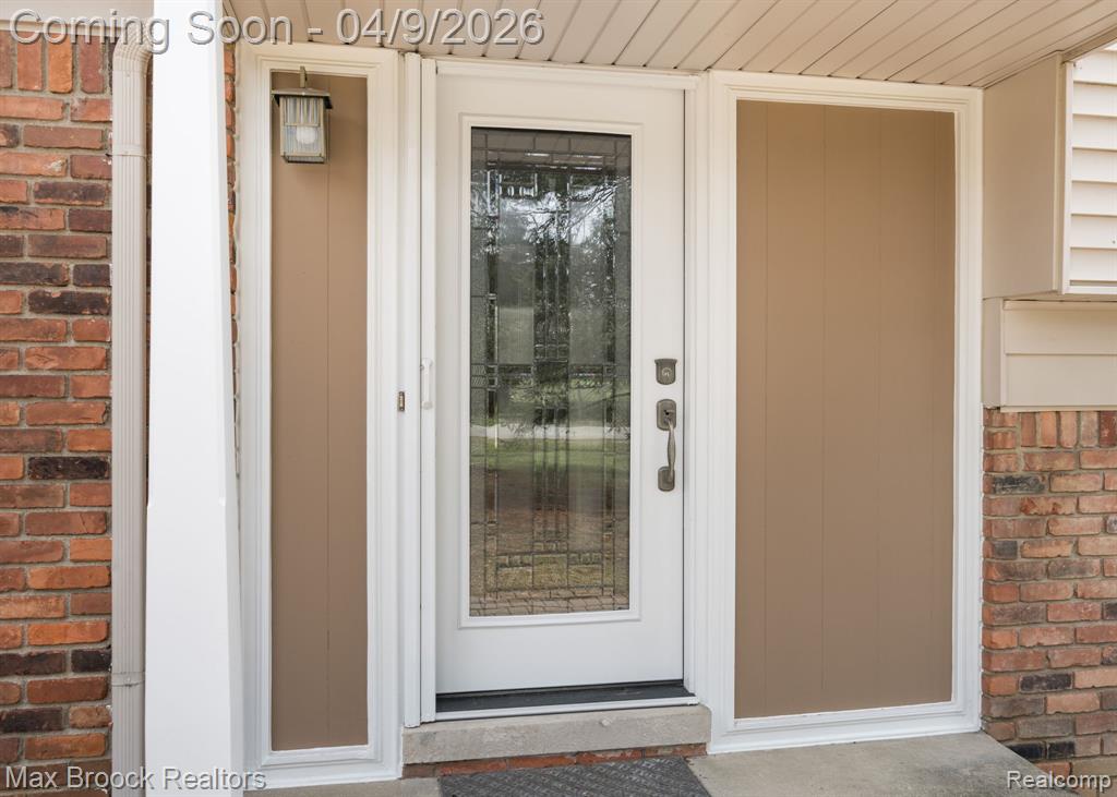 44020 Cottisford Street, Northville, MI 48167 — Photo 4