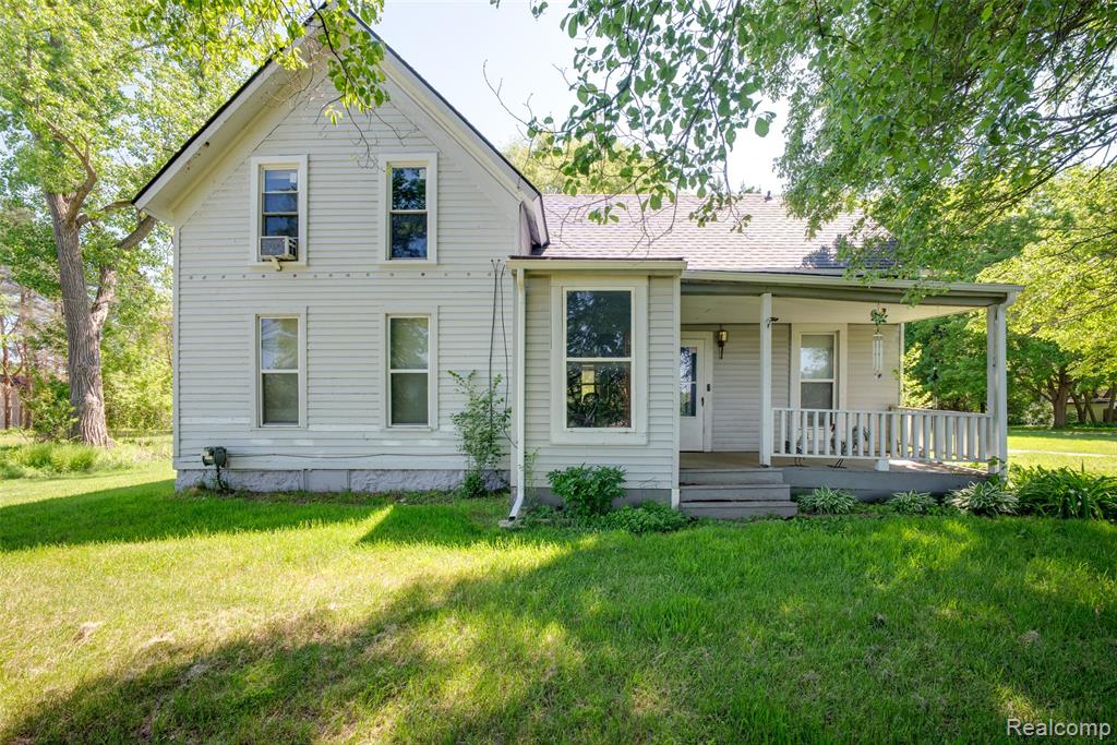 7016 Davison Road, Davison, MI 48423 — front exterior