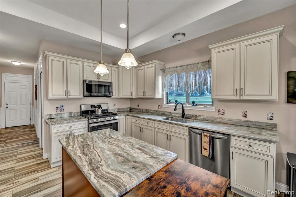 8520 ALMONT Road, Almont, MI 48003 — Photo 16