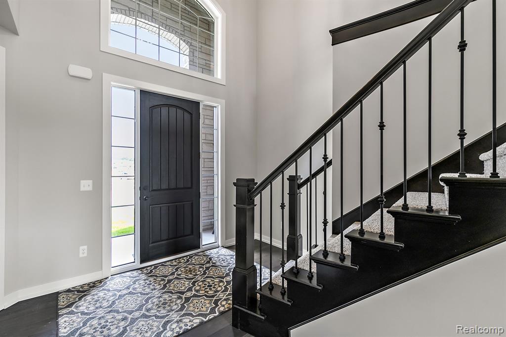 45190 TWIN RIVER Drive, Macomb, MI 48044 — Photo 13