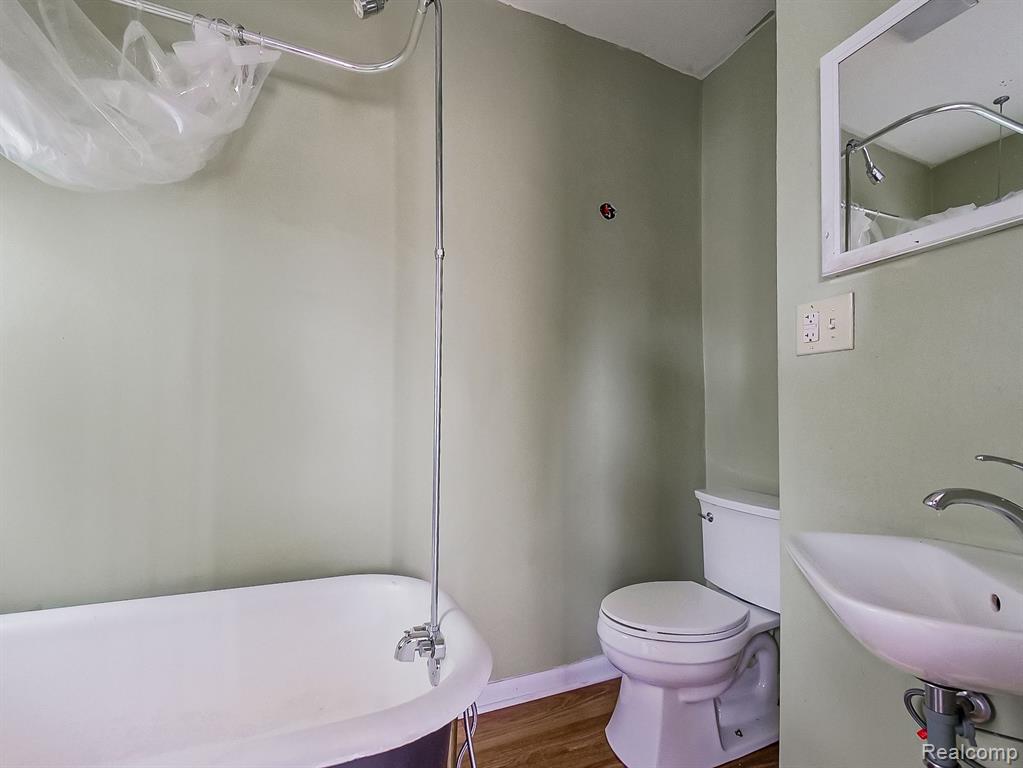 5303 IROQUOIS Street, Detroit, MI 48213 — Photo 12