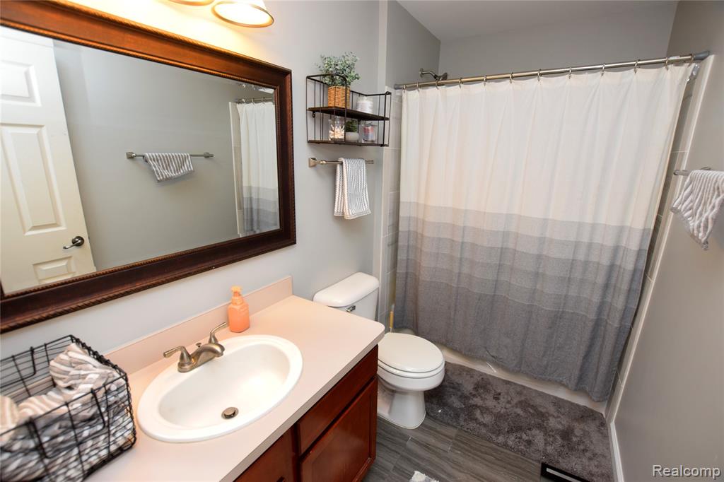 5340 Blossom Lane, Linden, MI 48451 — Photo 16