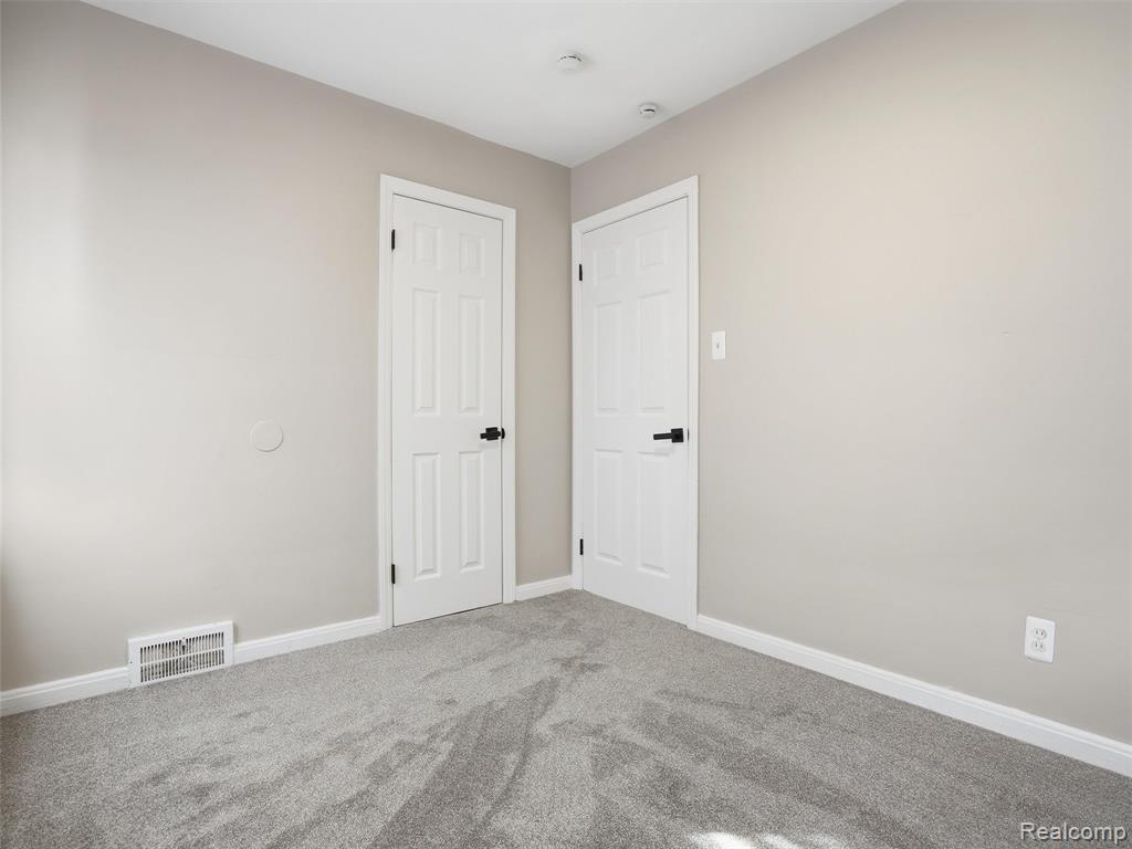 18684 Murray Hill Street, Detroit, MI 48235 — Photo 16