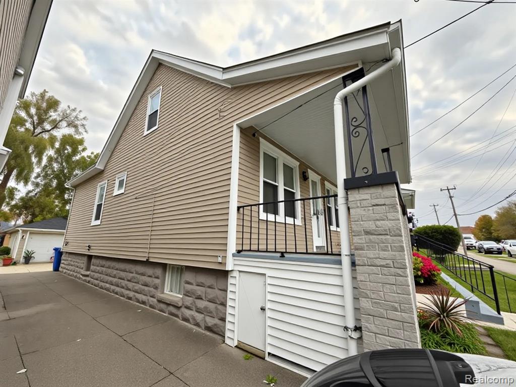 3874 Comstock Street, Hamtramck, MI 48212 — Photo 3
