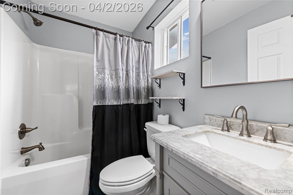 623 Columbia Street, Algonac, MI 48001 — Photo 21