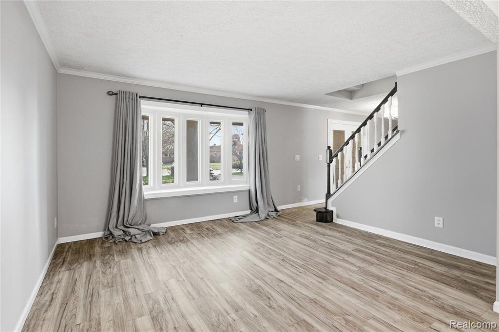 16213 Haverhill Drive, Macomb, MI 48044 — Photo 13