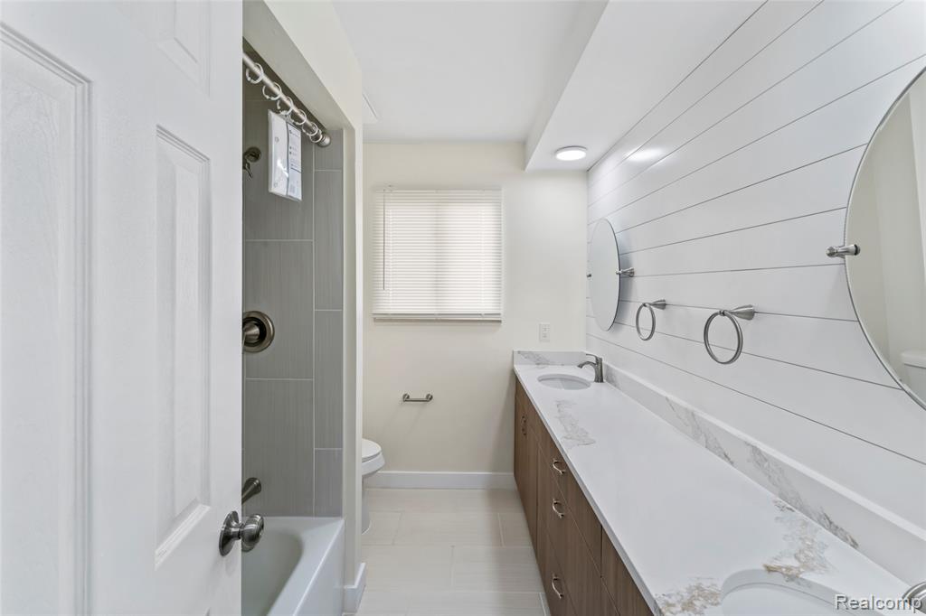 7918 Fleet Street, Canton, MI 48187 — Photo 27