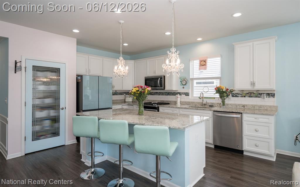 1233 Lark St, Lake Orion, MI — Photo 5