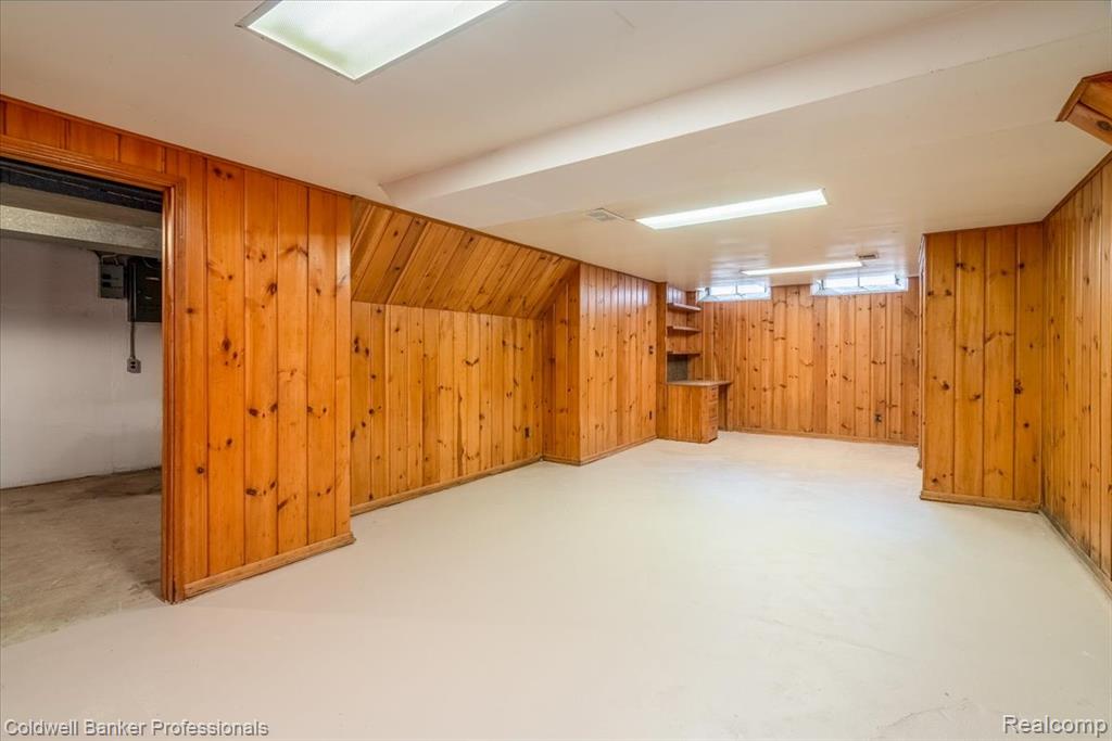 2648 Antietam Drive, Ann Arbor, MI 48105 — Photo 37