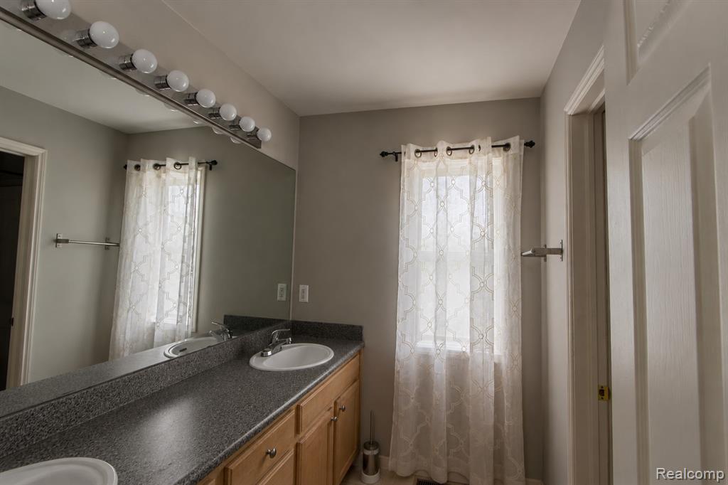 47721 GOFF Court, Canton, MI 48188 — Photo 13
