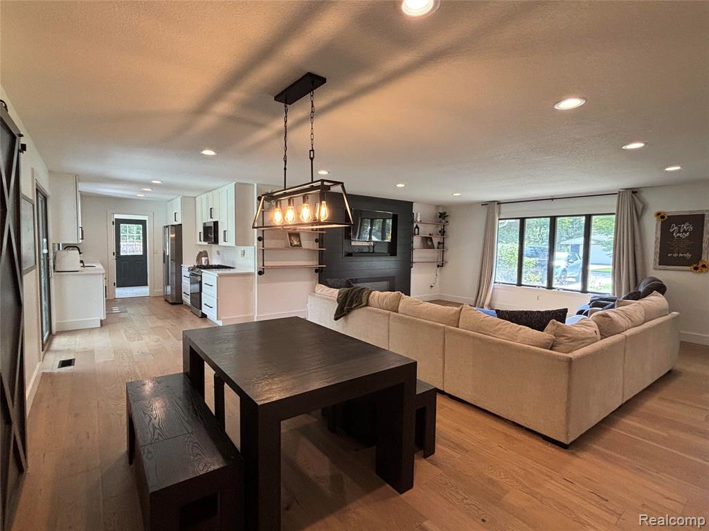 510 Janet Street, East Tawas, MI 48730 — Photo 5