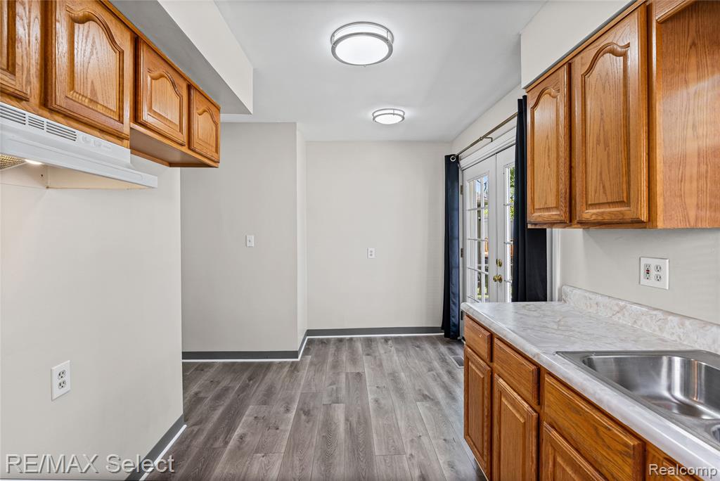 4305 Pengelly Road, Flint, MI 48507 — Photo 10