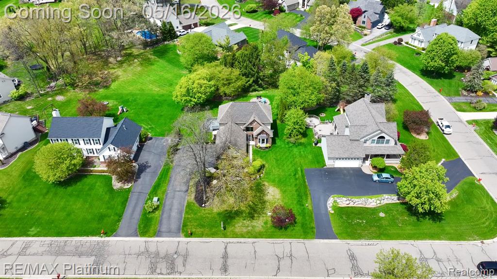 5043 Oak Bluff Court, Howell, MI 48843 — Photo 4