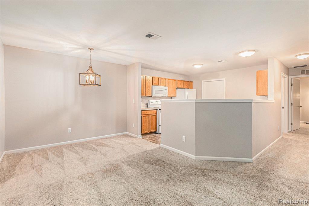 4179 HAMPTON RIDGE Boulevard, Howell, MI 48843 — Photo 7