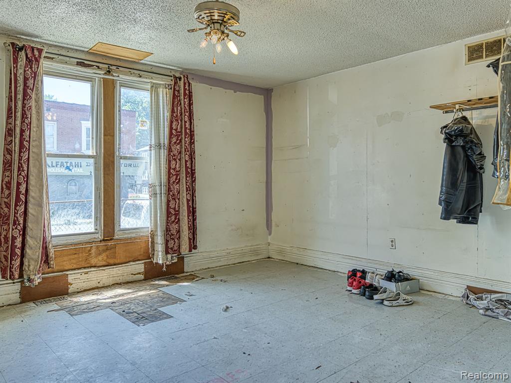 1246 Junction Street, Detroit, MI 48209 — Photo 3